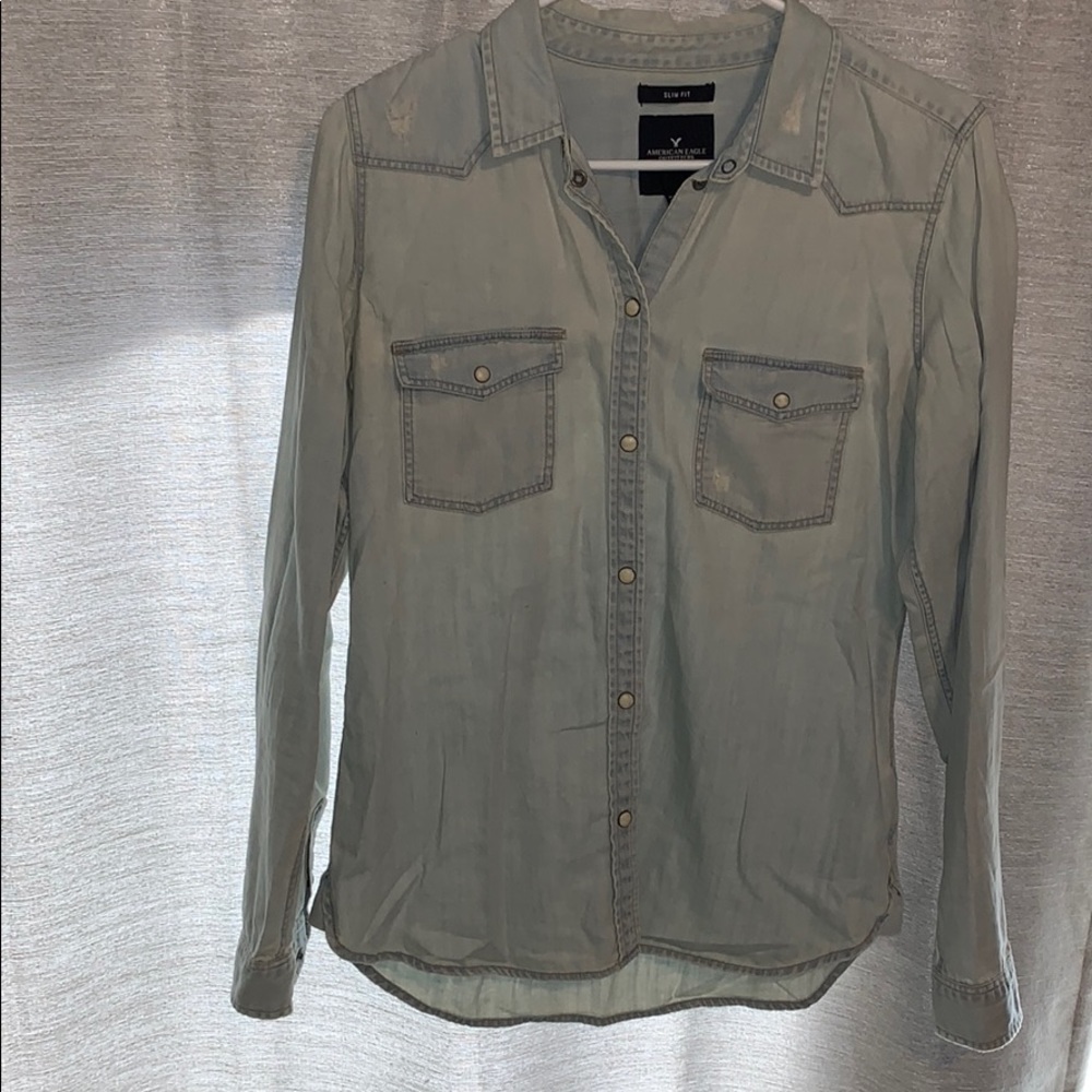 American Eagle Outfitters Chambray Long Sleeve